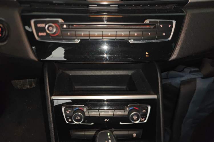 Used BMW 2 Series Active Tourer 2016 218i Leading Model Audio And AC Panel
