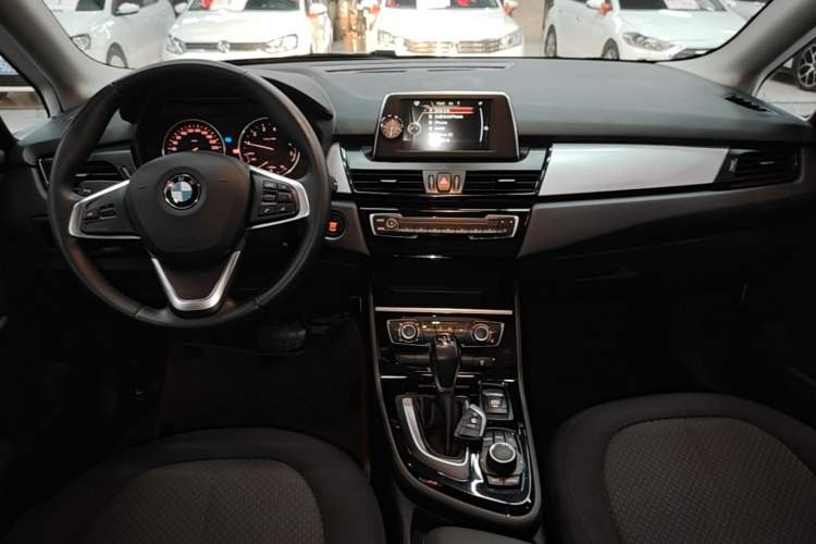 Used BMW 2 Series Active Tourer 2016 218i Fashion Model Audio And AC Panel