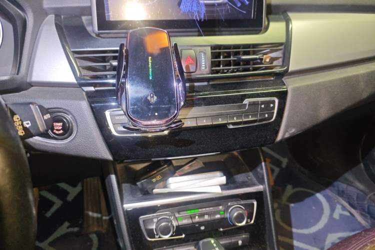 Used BMW 2 Series Active Tourer 2016 218i Fashion Model Audio And AC Panel