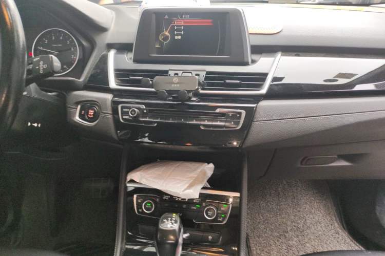 Used BMW 2 Series Active Tourer 2016 218i Sports Design Package Audio And AC Panel