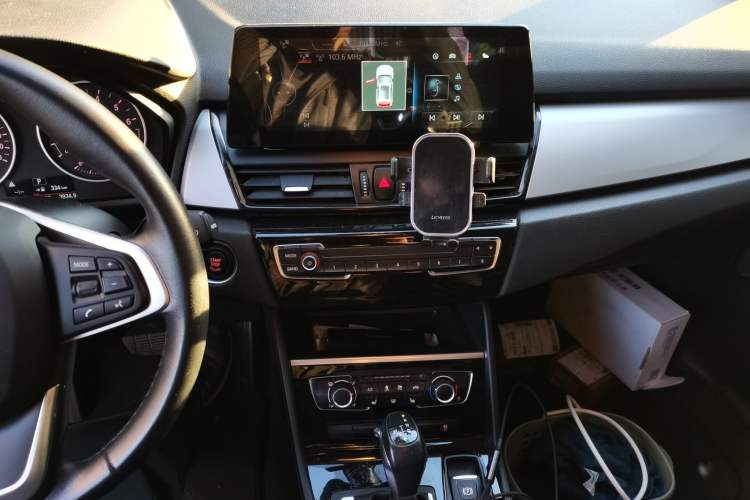 Used BMW 2 Series Active Tourer 2016 218i Fashion Model Audio And AC Panel