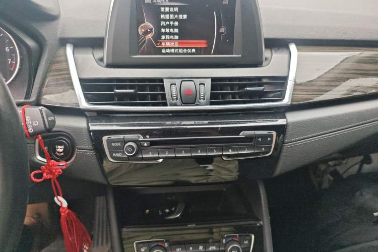Used BMW 2 Series Active Tourer 2016 220i Luxury Design Package Audio And AC Panel