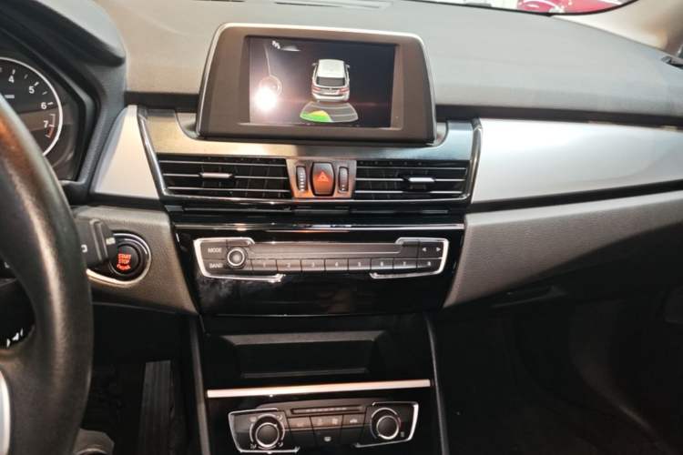 Used BMW 2 Series Active Tourer 2016 218i Fashion Model Audio And AC Panel