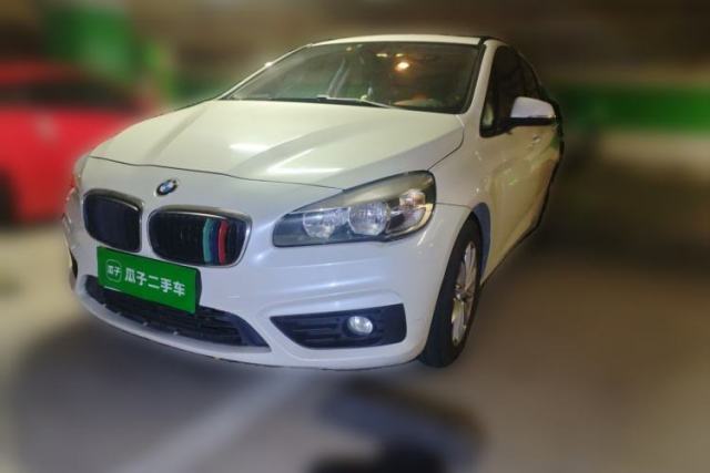 Ojetý BMW 2 Series Active Tourer 2016 218i Fashion Model