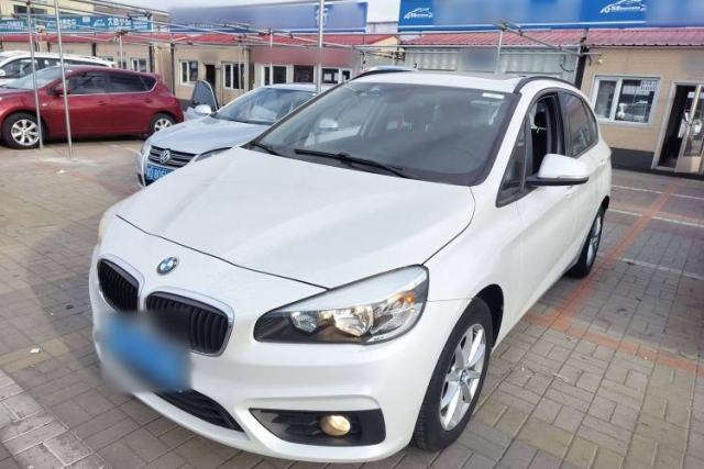 Ojetý BMW 2 Series Active Tourer 2016 218i Fashion Model