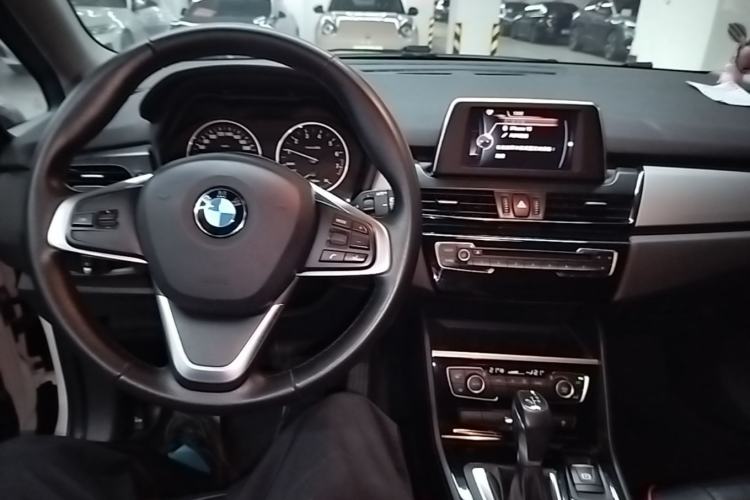 Used BMW 2 Series Active Tourer 2016 218i Leading Model Center Console