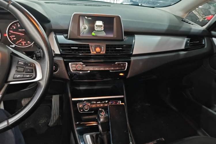 Used BMW 2 Series Active Tourer 2016 218i Leading Model Center Console
