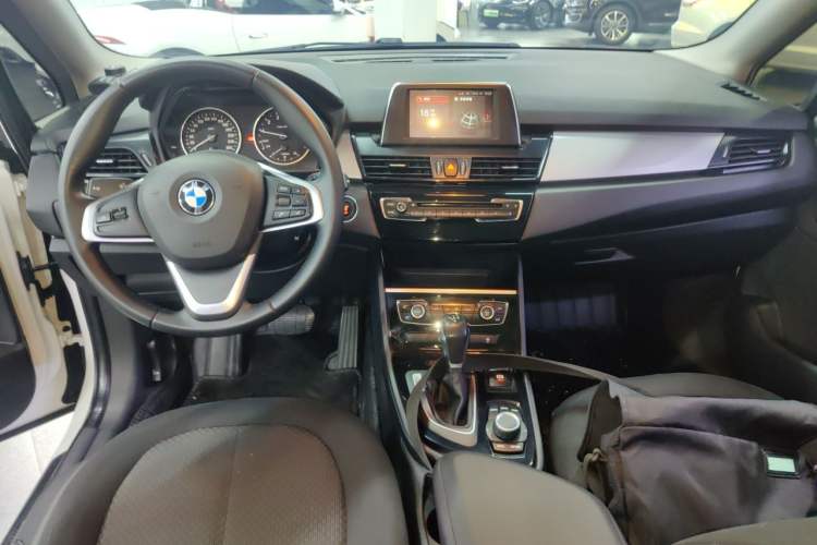 Used BMW 2 Series Active Tourer 2016 218i Leading Model Center Console
