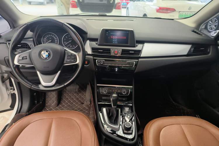 Used BMW 2 Series Active Tourer 2016 218i Fashion Model Center Console
