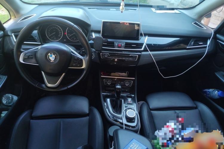 Used BMW 2 Series Active Tourer 2016 218i Sports Design Package Center Console