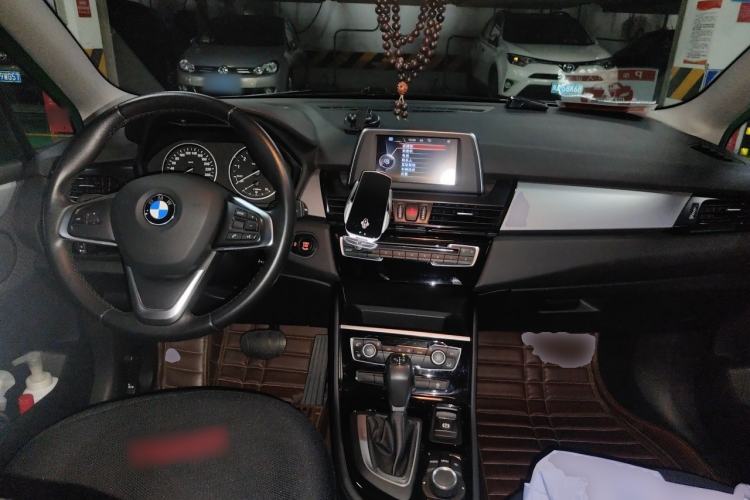 Used BMW 2 Series Active Tourer 2016 218i Leading Model Center Console