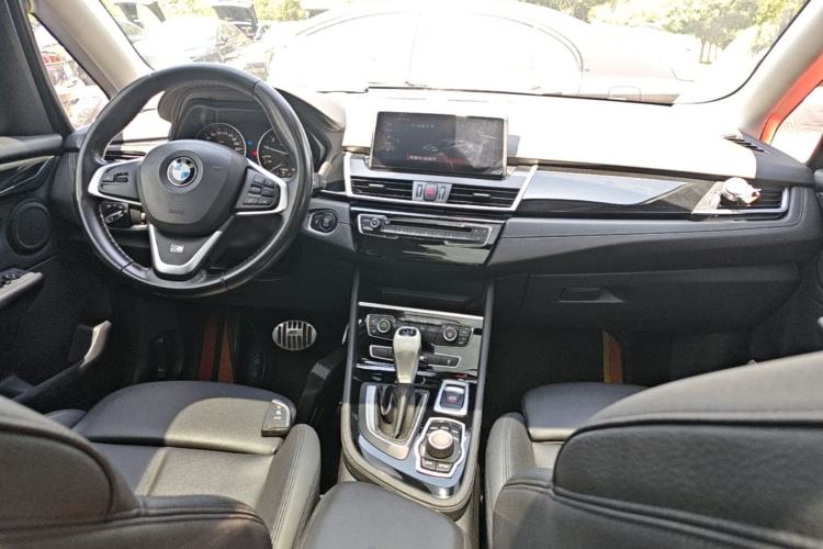 Used BMW 2 Series Active Tourer 2016 218i Sports Design Package Center Console