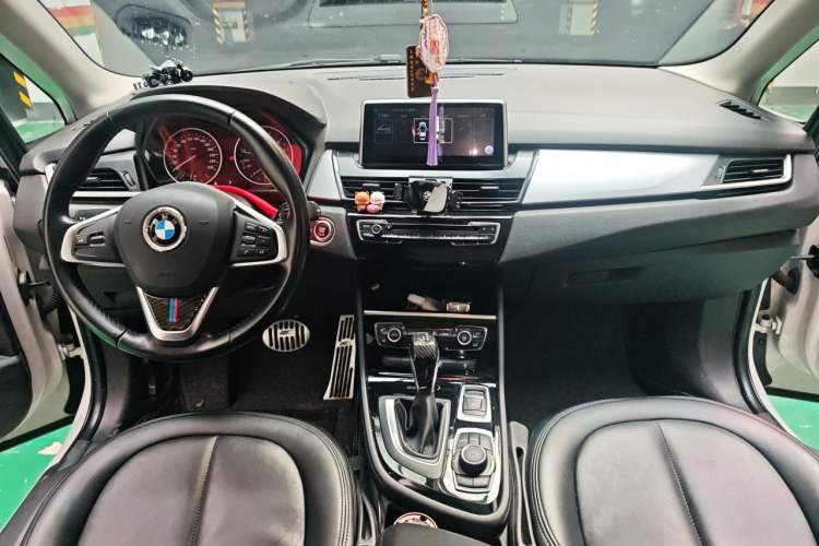Used BMW 2 Series Active Tourer 2016 218i Leading Model Center Console