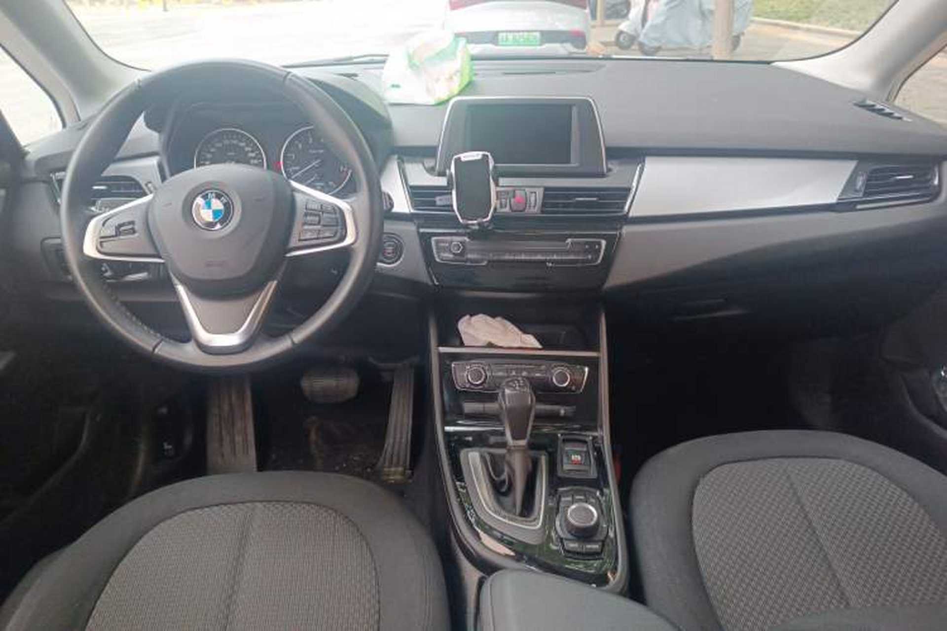 Used BMW 2 Series Active Tourer 2016 218i Fashion Model Center Console