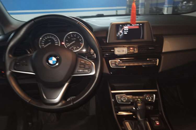 Used BMW 2 Series Active Tourer 2016 218i Leading Model Center Console