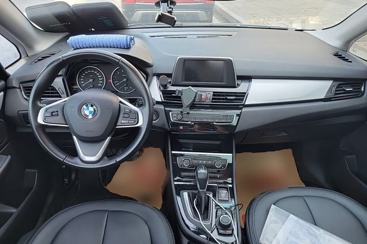 Used BMW 2 Series Active Tourer 2016 218i Fashion Model Center Console