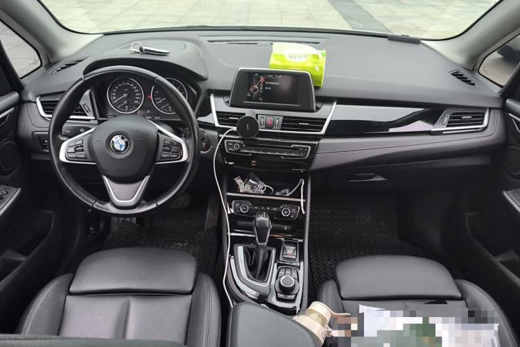 Used BMW 2 Series Active Tourer 2016 218i Sports Design Package Center Console