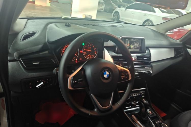 Used BMW 2 Series Active Tourer 2016 218i Fashion Model Center Console