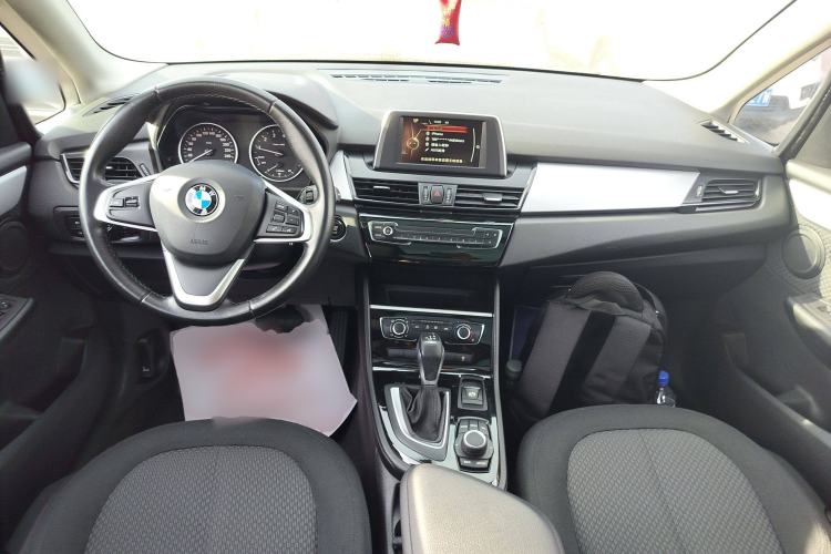 Used BMW 2 Series Active Tourer 2016 218i Fashion Model Center Console