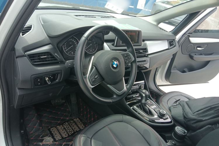 Used BMW 2 Series Active Tourer 2016 218i Leading Model Center Console