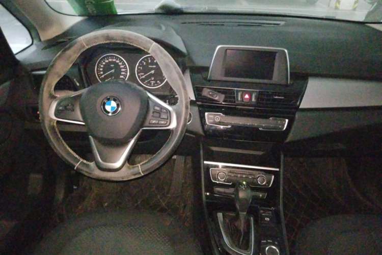 Used BMW 2 Series Active Tourer 2016 218i Fashion Model Center Console