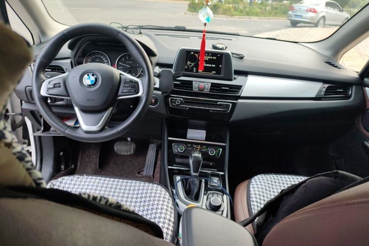 Used BMW 2 Series Active Tourer 2016 218i Leading Model Center Console