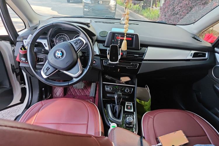 Used BMW 2 Series Active Tourer 2016 218i Fashion Model Center Console