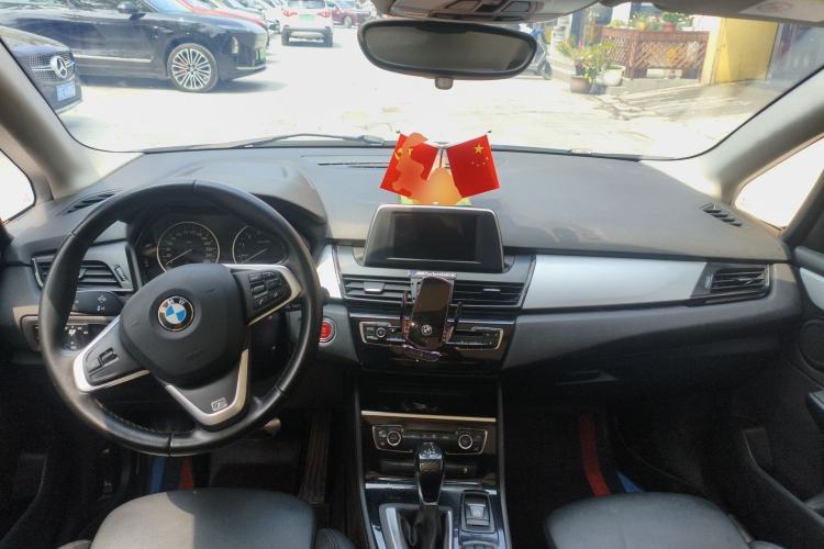 Used BMW 2 Series Active Tourer 2016 220i Luxury Edition Center Console