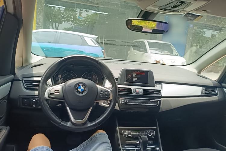 Used BMW 2 Series Active Tourer 2016 218i Fashion Model Center Console