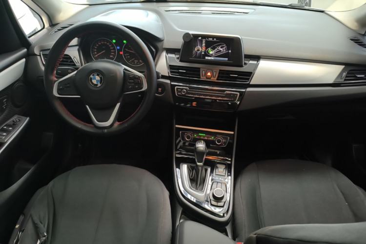 Used BMW 2 Series Active Tourer 2016 218i Fashion Model Center Console