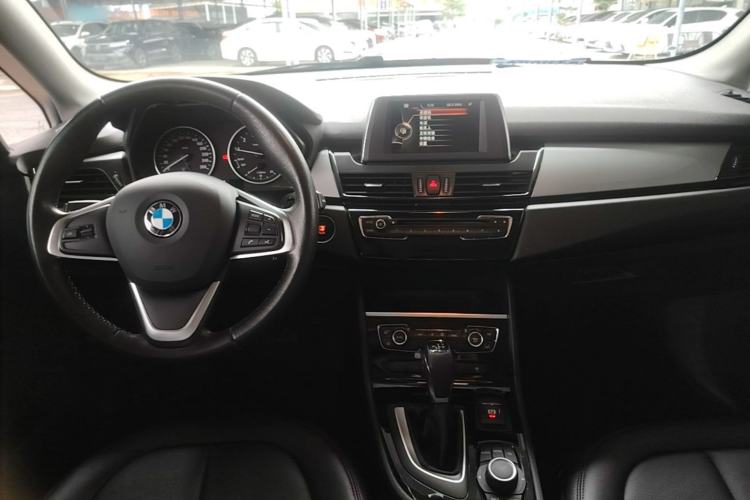 Used BMW 2 Series Active Tourer 2016 218i Leading Model Center Console