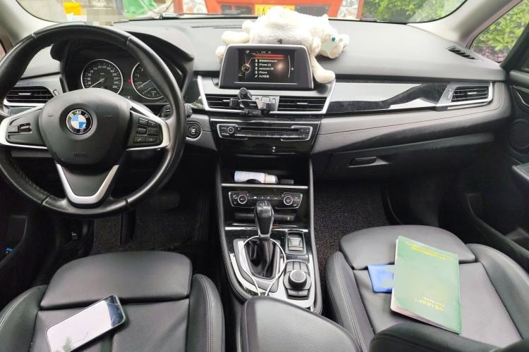 Used BMW 2 Series Active Tourer 2016 218i Sports Design Package Center Console