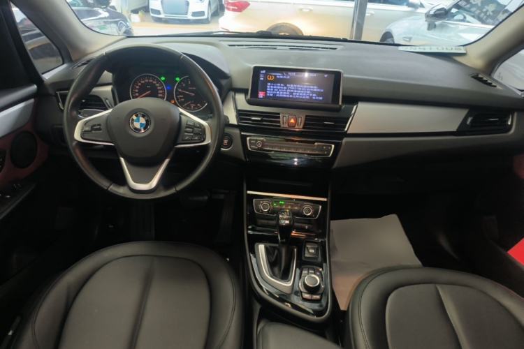 Used BMW 2 Series Active Tourer 2016 218i Fashion Model Center Console
