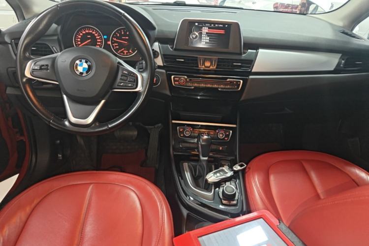 Used BMW 2 Series Active Tourer 2016 218i Leading Model Center Console