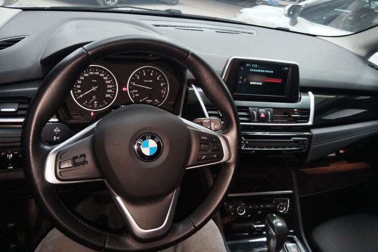 Used BMW 2 Series Active Tourer 2016 218i Sports Design Package Center Console