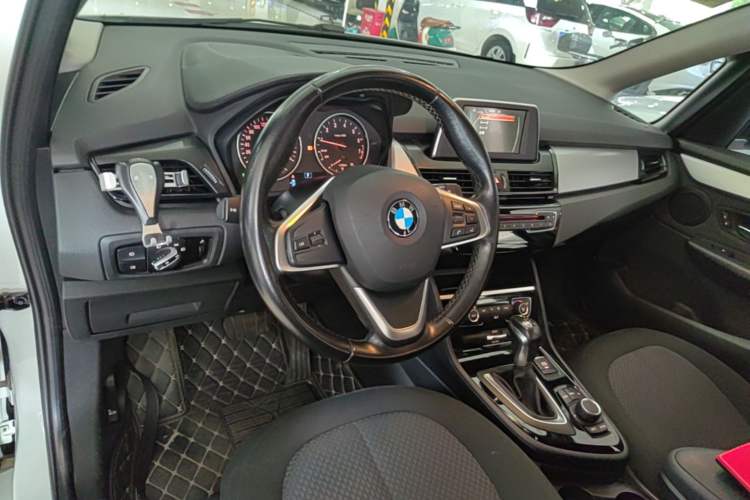 Used BMW 2 Series Active Tourer 2016 218i Leading Model Center Console