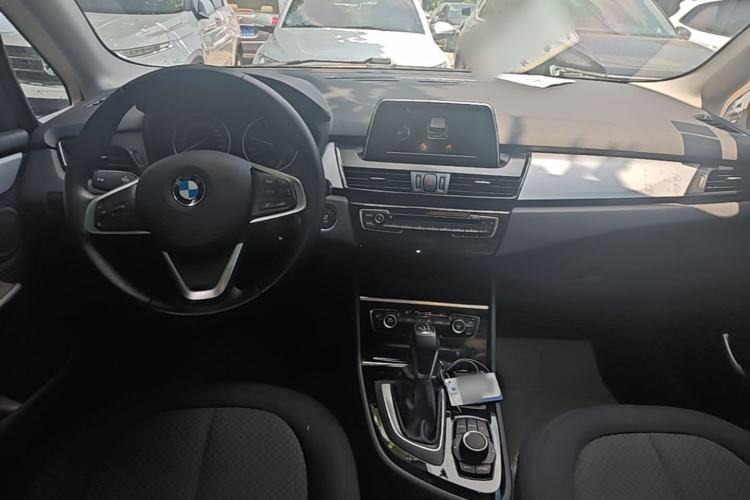 Used BMW 2 Series Active Tourer 2016 218i Leading Model Center Console