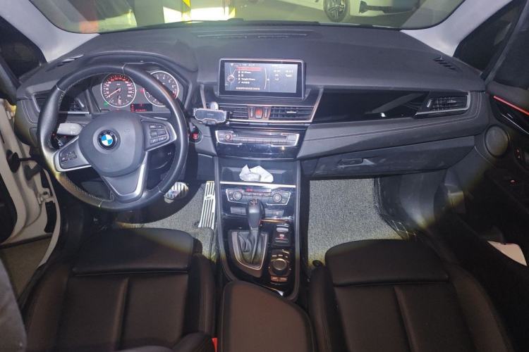 Used BMW 2 Series Active Tourer 2016 218i Sports Design Package Center Console