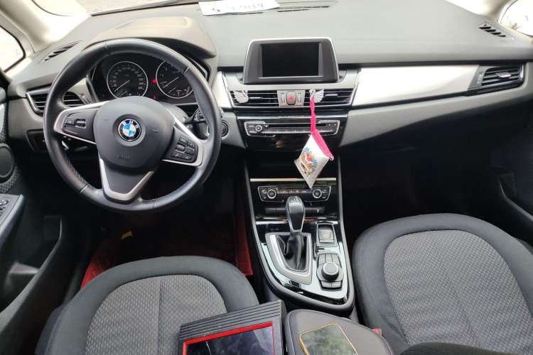 Used BMW 2 Series Active Tourer 2016 218i Leading Model Center Console