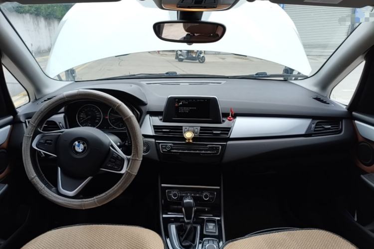 Used BMW 2 Series Active Tourer 2016 218i Fashion Model Center Console