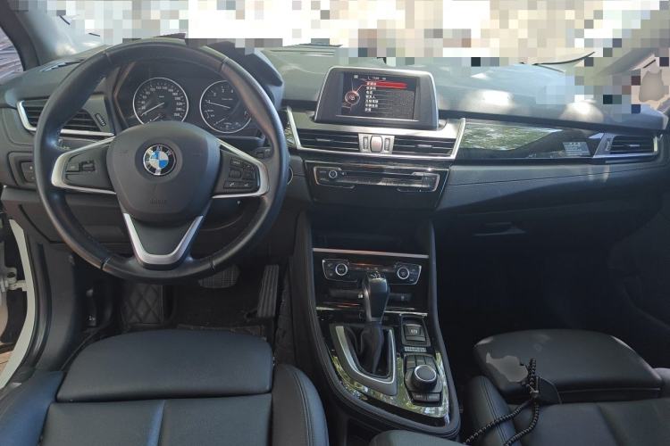 Used BMW 2 Series Active Tourer 2016 218i Sports Design Package Center Console