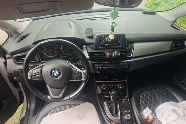 Used BMW 2 Series Active Tourer 2016 218i Fashion Model Center Console