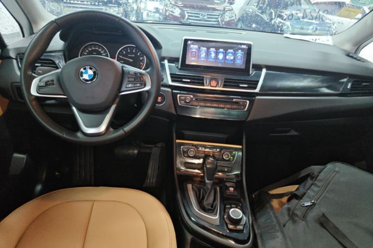 Used BMW 2 Series Active Tourer 2016 218i Leading Model Center Console