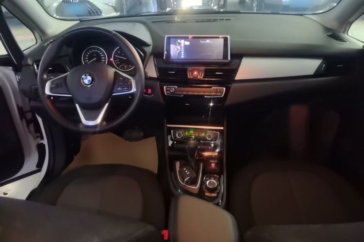 Used BMW 2 Series Active Tourer 2016 218i Fashion Model Center Console