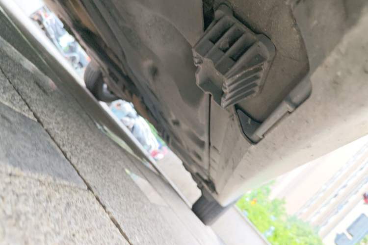 Used BMW 2 Series Active Tourer 2016 218i Sports Design Package Chassis Front Left