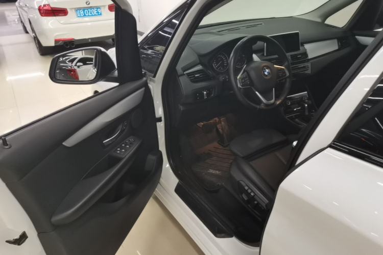 Used BMW 2 Series Active Tourer 2016 220i Luxury Edition Driver Seat
