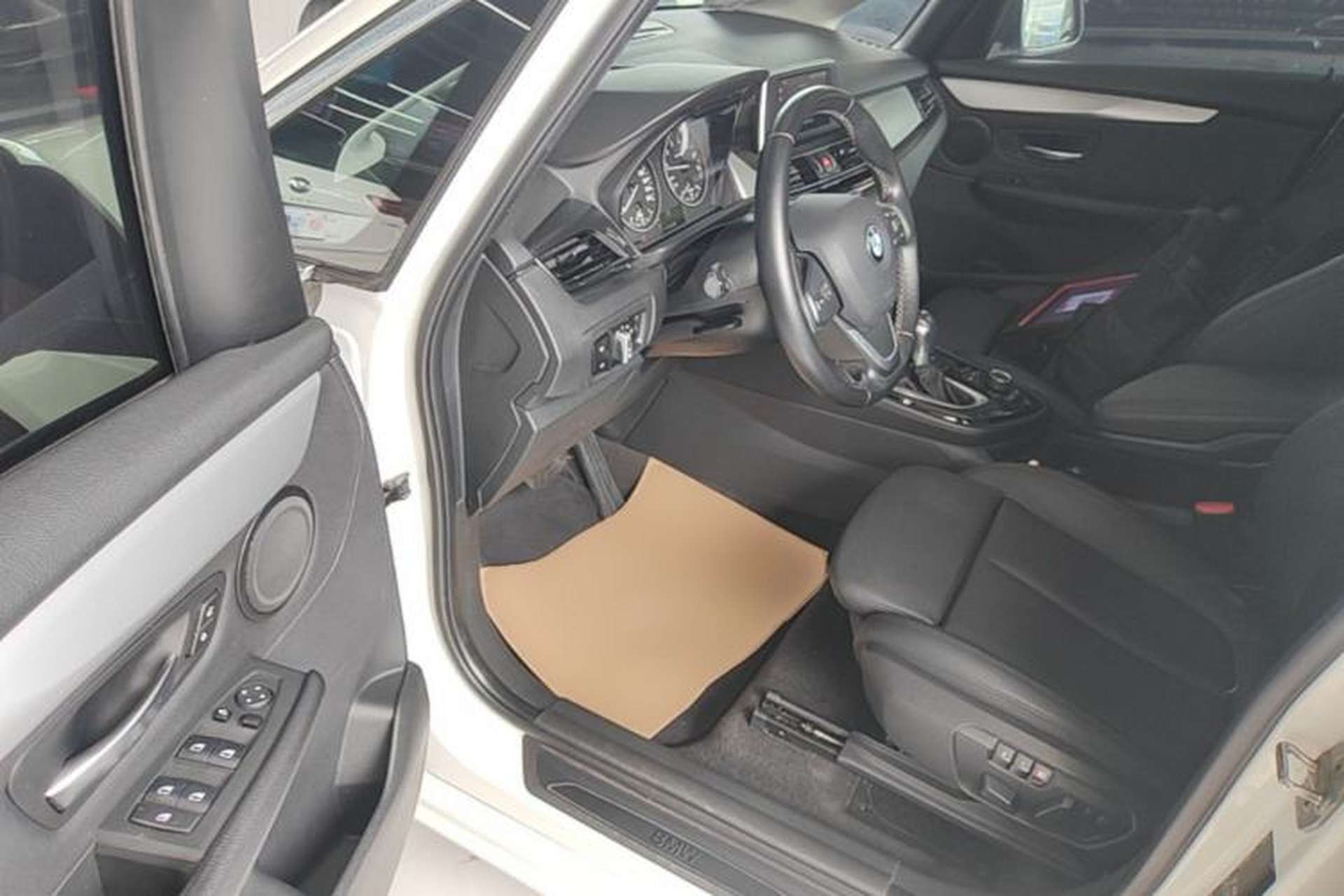 Used BMW 2 Series Active Tourer 2016 220i Luxury Edition Driver Seat