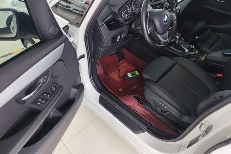 Used BMW 2 Series Active Tourer 2016 220i Luxury Edition Driver Seat