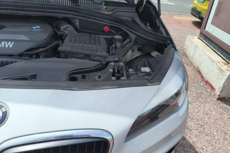 Used BMW 2 Series Active Tourer 2016 218i Fashion Model Engine Bay Left