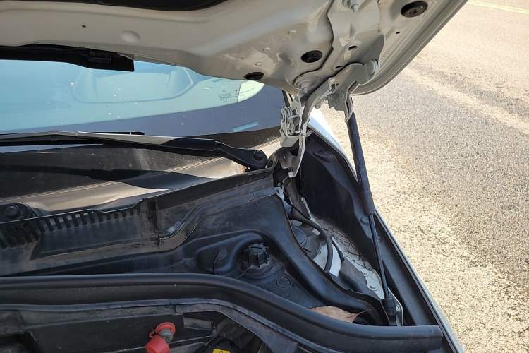 Used BMW 2 Series Active Tourer 2016 218i Fashion Model Engine Bay Left